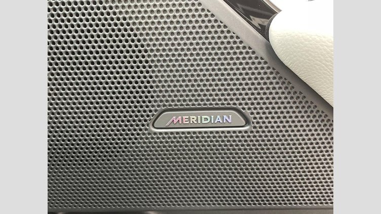 2018 認定中古車 Land Rover Range Rover Velar フジホワイト P300 S