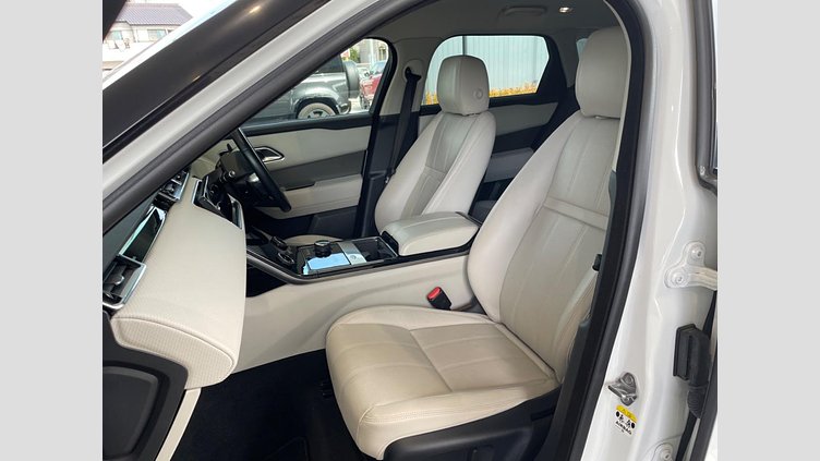 2018 認定中古車 Land Rover Range Rover Velar フジホワイト P300 S