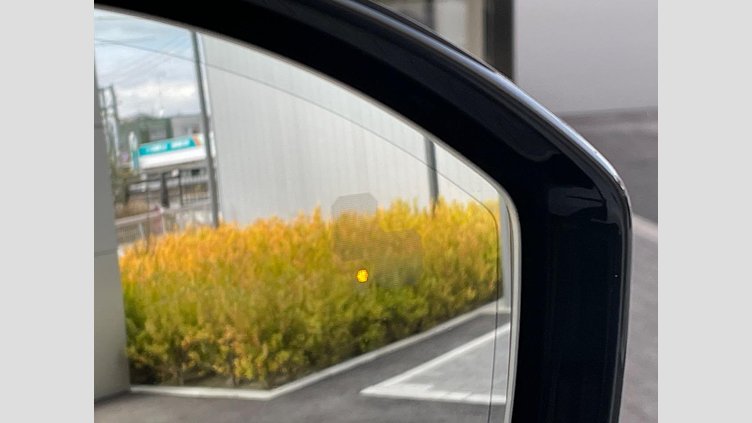 2018 認定中古車 Land Rover Range Rover Velar フジホワイト P300 S