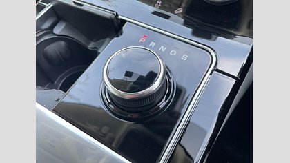 Range Rover Velar 15