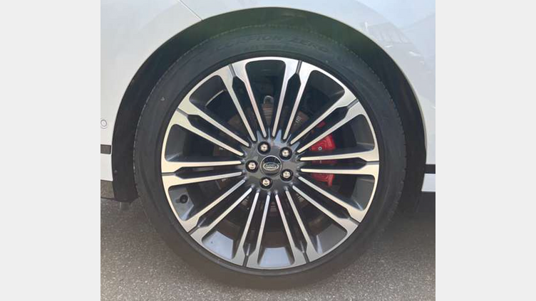 2023 認定中古車 Land Rover Range Rover Velar オストゥーニパールホワイト D200マイルドハイブリッド（ディーゼル） Standard Wheelbase Dynamic SE