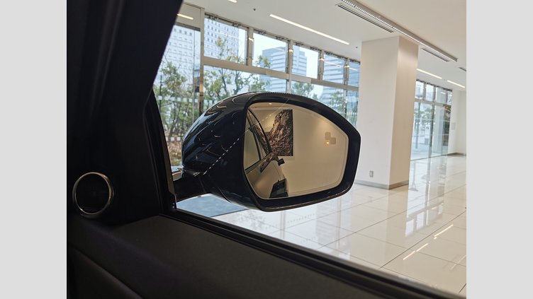 2024 認定中古車 Land Rover Range Rover Evoque サントリーニブラック プラグインハイブリッド（ガソリン） Standard Wheelbase DYNAMIC HSE