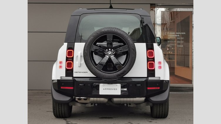 2025 認定中古車 Land Rover Defender 110 フジホワイト D350 ディーゼルマイルドハイブリッド X-Dynamic HSE