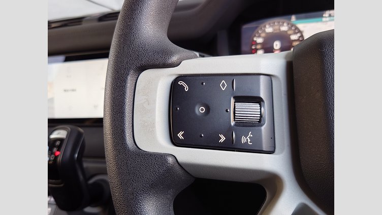 2021 認定中古車 Land Rover Defender 110 タスマンブルー P300 AWD（AT） P300 ベース