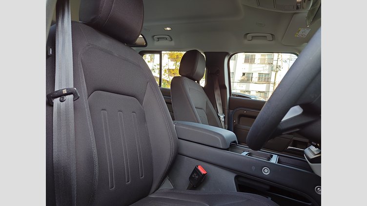 2021 認定中古車 Land Rover Defender 110 タスマンブルー P300 AWD（AT） P300 ベース