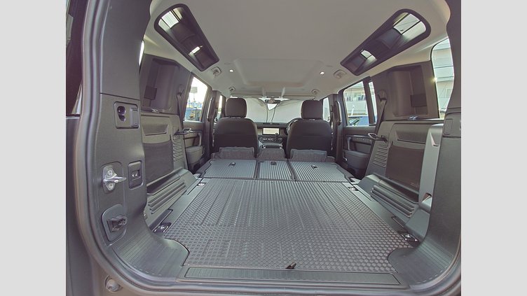 2021 認定中古車 Land Rover Defender 110 タスマンブルー P300 AWD（AT） P300 ベース