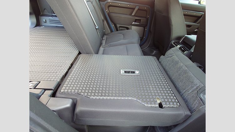 2021 認定中古車 Land Rover Defender 110 タスマンブルー P300 AWD（AT） P300 ベース