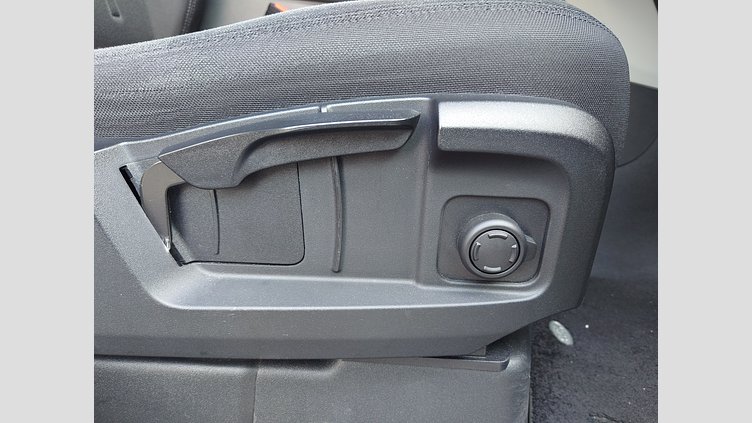 2021 認定中古車 Land Rover Defender 110 タスマンブルー P300 AWD（AT） P300 ベース