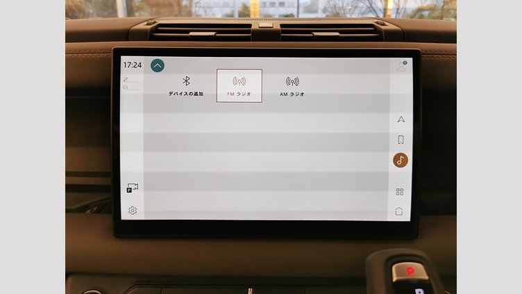 2025 認定中古車 Land Rover Defender 110 シリコンシルバー D350 ディーゼルマイルドハイブリッド X-Dynamic HSE