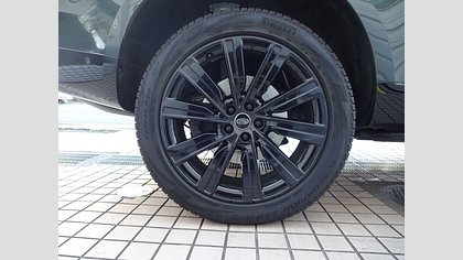 Range Rover 22