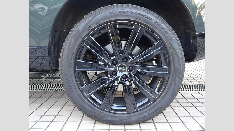 2024 認定中古車 Land Rover Range Rover ベルグレイヴィアグリーン D300 AWD MHEV（AT） スタンダードホイールベース Autobiography