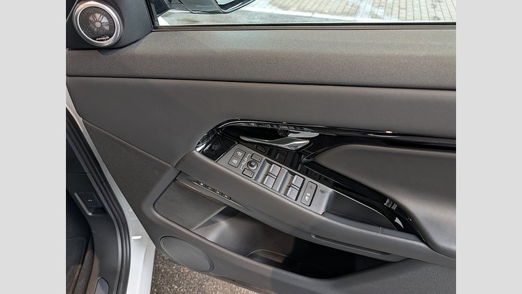 2024 認定中古車 Land Rover Range Rover Evoque フジホワイト P250（ガソリン） スタンダードホイールベース DYNAMIC HSE