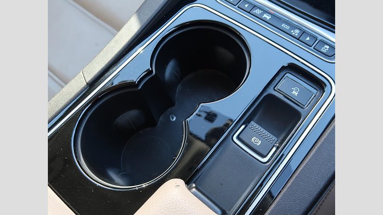 2016 認定中古車 Jaguar F-Pace British Racing Green D200 プレステージ