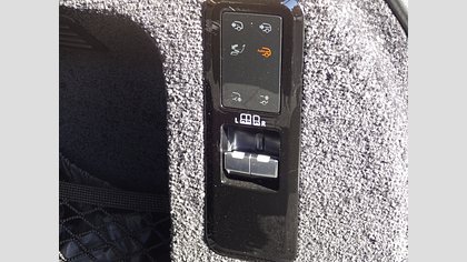 Range Rover 79