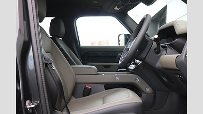 Defender 110 18