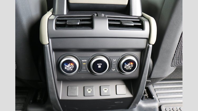2025 認定中古車 Land Rover Defender 110 カルパチアングレイ D350 ディーゼルマイルドハイブリッド X-Dynamic SE