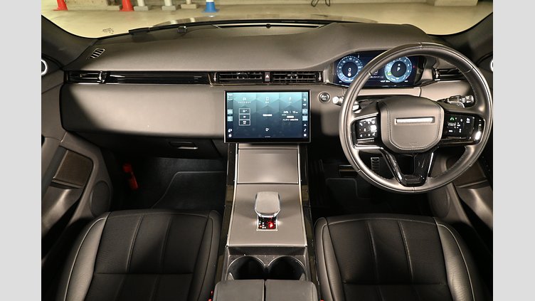2024 認定中古車 Land Rover Range Rover Evoque カルパチアングレイ P300eプラグインハイブリッド（ガソリン） スタンダードホイールベース DYNAMIC HSE