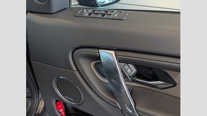 Discovery Sport 13