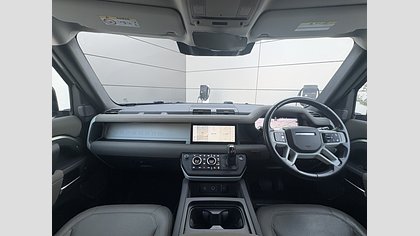 Defender 110 3