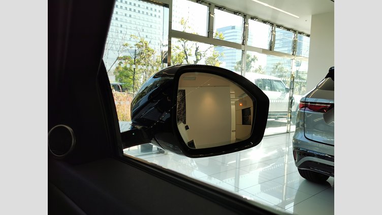 2024 認定中古車 Land Rover Range Rover Evoque フジホワイト プラグインハイブリッド（ガソリン） Standard Wheelbase DYNAMIC HSE