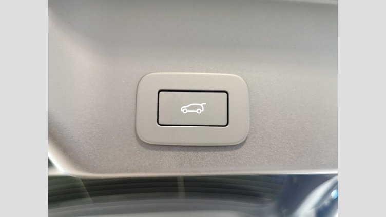 2024 認定中古車 Land Rover Range Rover Evoque フジホワイト プラグインハイブリッド（ガソリン） Standard Wheelbase DYNAMIC HSE