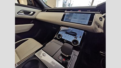 Range Rover Velar 38