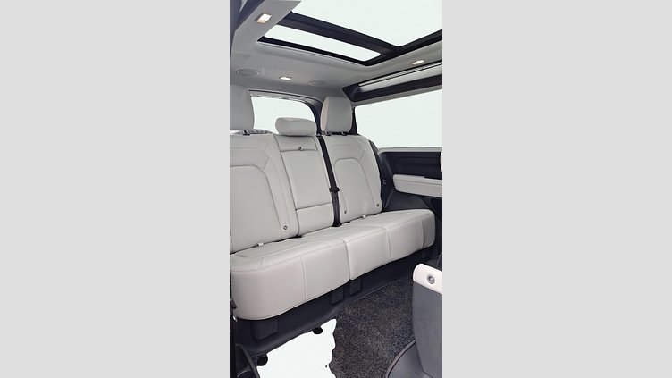 2025 Approved Land Rover Defender 90 Tasman Blue D300 Diesel MHEV X-Dynamic HSE