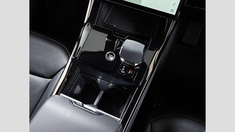 2024 認定中古車 Land Rover Range Rover Sport カルパチアングレイ D300マイルドハイブリッド スタンダードホイールベース Dynamic SE