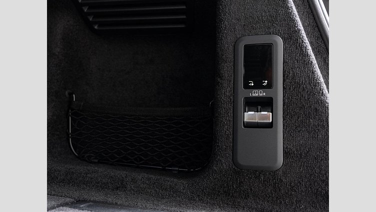 2024 認定中古車 Land Rover Range Rover Sport カルパチアングレイ D300マイルドハイブリッド スタンダードホイールベース Dynamic SE