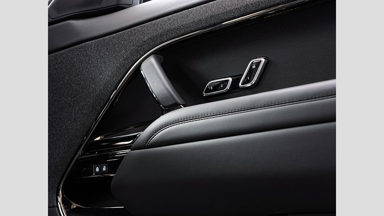 2024 認定中古車 Land Rover Range Rover Sport カルパチアングレイ D300マイルドハイブリッド スタンダードホイールベース Dynamic SE