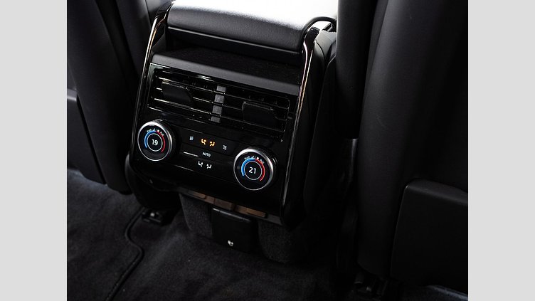 2024 認定中古車 Land Rover Range Rover Sport カルパチアングレイ D300マイルドハイブリッド スタンダードホイールベース Dynamic SE