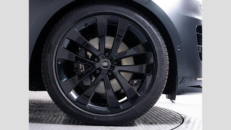 2024 認定中古車 Land Rover Range Rover Sport カルパチアングレイ D300マイルドハイブリッド スタンダードホイールベース Dynamic SE