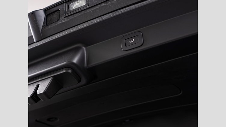 2024 認定中古車 Land Rover Range Rover Sport カルパチアングレイ D300マイルドハイブリッド スタンダードホイールベース Dynamic SE