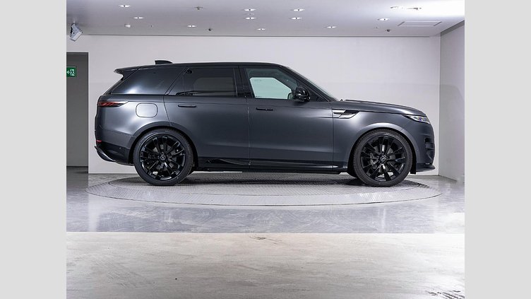 2024 認定中古車 Land Rover Range Rover Sport カルパチアングレイ D300マイルドハイブリッド スタンダードホイールベース Dynamic SE