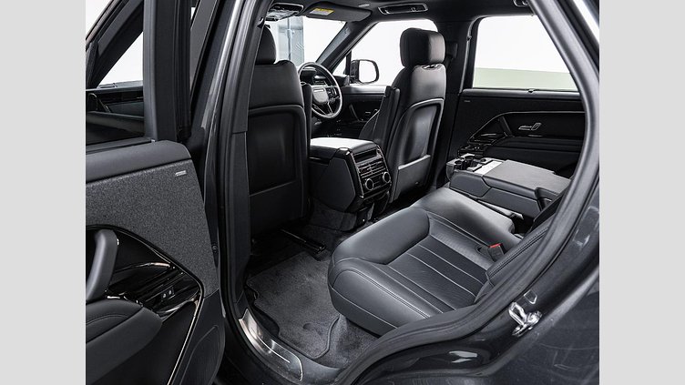 2024 認定中古車 Land Rover Range Rover Sport カルパチアングレイ D300マイルドハイブリッド スタンダードホイールベース Dynamic SE