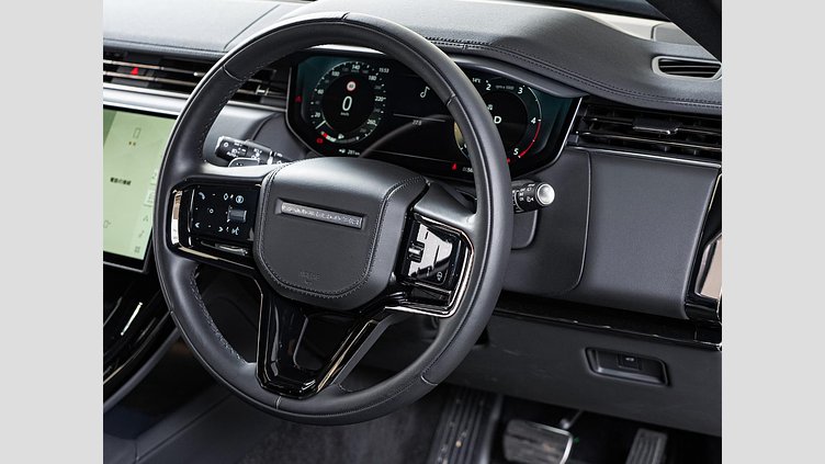 2024 認定中古車 Land Rover Range Rover Sport カルパチアングレイ D300マイルドハイブリッド スタンダードホイールベース Dynamic SE