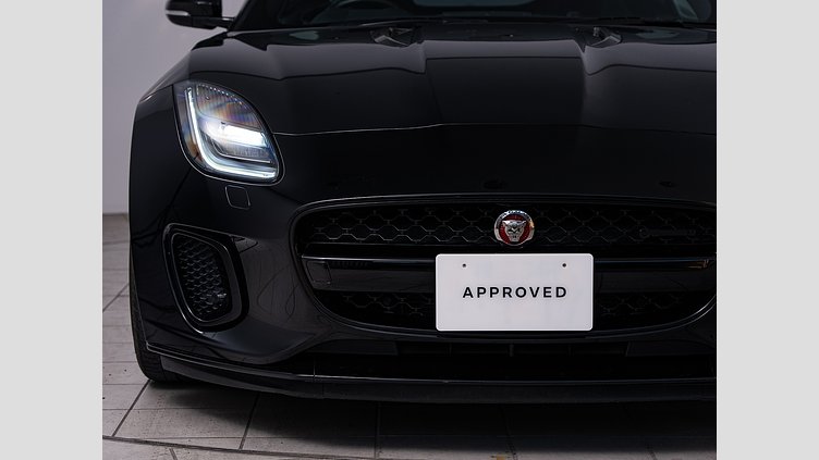 2018 認定中古車 Jaguar F-Type Narvik Black 2.0 litre i4P Petrol R-Dynamic　クーペ　P300