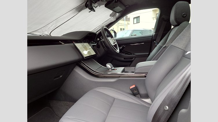 2024 認定中古車 Land Rover Range Rover Evoque ソウルパールシルバー P300eプラグインハイブリッド（ガソリン） スタンダードホイールベース AUTOBIOGRAPHY