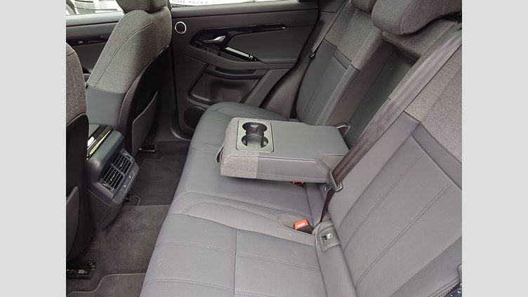 2024 認定中古車 Land Rover Range Rover Evoque ソウルパールシルバー P300eプラグインハイブリッド（ガソリン） スタンダードホイールベース AUTOBIOGRAPHY