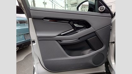 Range Rover Evoque 38