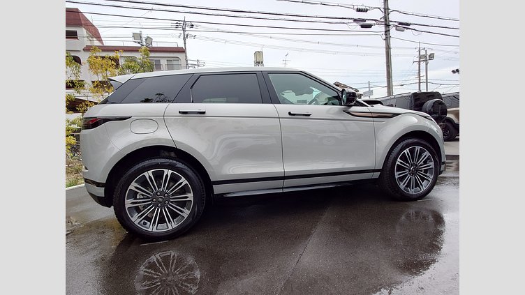 2024 認定中古車 Land Rover Range Rover Evoque ソウルパールシルバー P300eプラグインハイブリッド（ガソリン） スタンダードホイールベース AUTOBIOGRAPHY