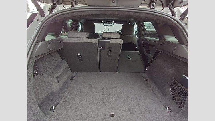 2024 認定中古車 Land Rover Range Rover Evoque ソウルパールシルバー P300eプラグインハイブリッド（ガソリン） スタンダードホイールベース AUTOBIOGRAPHY