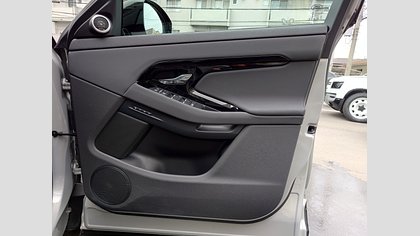 Range Rover Evoque 31