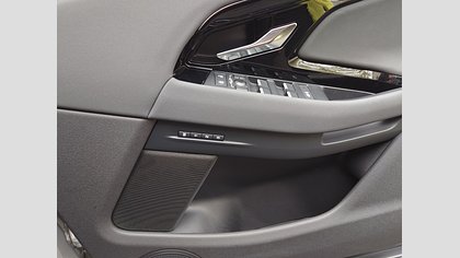 Range Rover Evoque 32