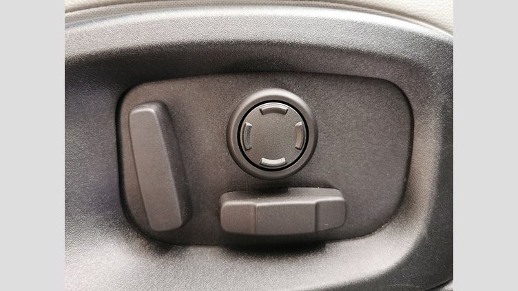 2024 認定中古車 Jaguar E-Pace カルパチアングレイ P250（ガソリン） R-DYNAMIC SE