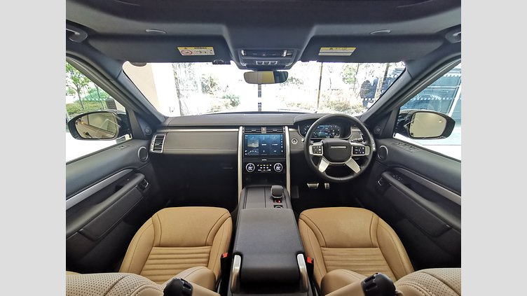 2024 認定中古車 Land Rover Discovery シャラントグレイ D350マイルドハイブリッド（ディーゼル） Dynamic HSE