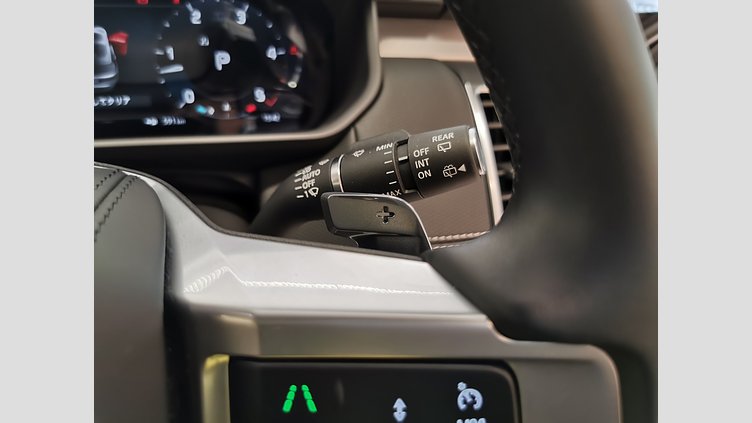 2024 認定中古車 Land Rover Discovery シャラントグレイ D350マイルドハイブリッド（ディーゼル） Dynamic HSE