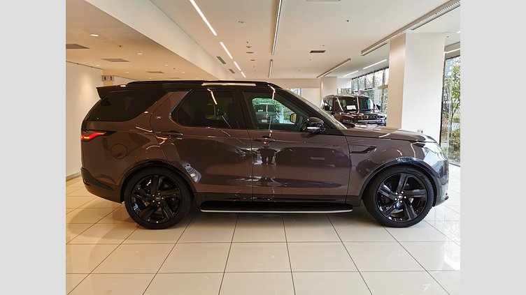 2024 認定中古車 Land Rover Discovery シャラントグレイ D350マイルドハイブリッド（ディーゼル） Dynamic HSE