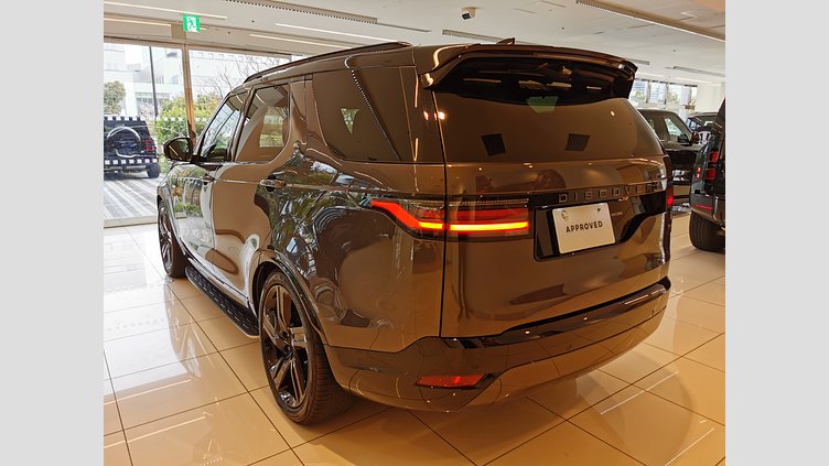 2024 認定中古車 Land Rover Discovery シャラントグレイ D350マイルドハイブリッド（ディーゼル） Dynamic HSE