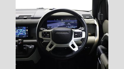 Defender 110 19